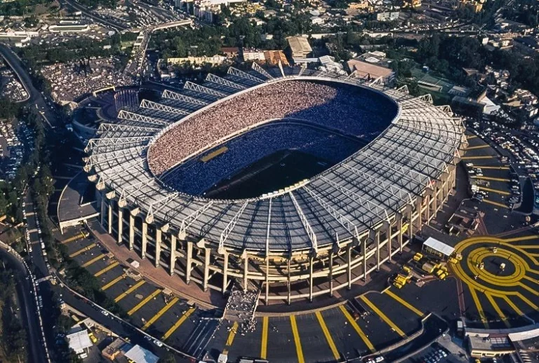 Estadio Azteca — Stadium